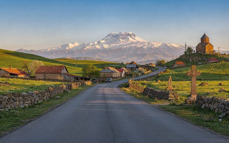Armenien mit Kindern: 7 Tage Familienreise